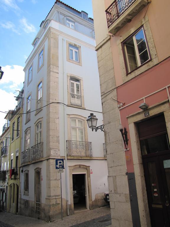 Remodeled Historic Apartment In Bairro Alto Lisabona Exterior foto