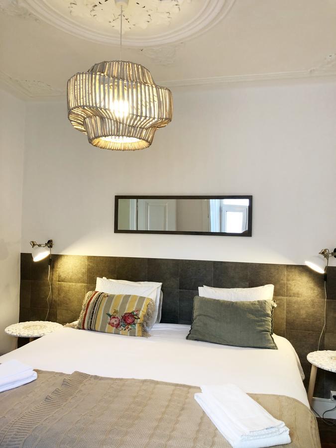 Remodeled Historic Apartment In Bairro Alto Lisabona Exterior foto