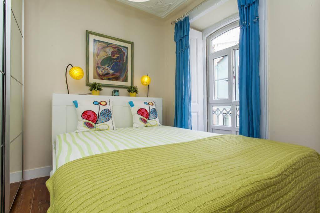 Remodeled Historic Apartment In Bairro Alto Lisabona Exterior foto